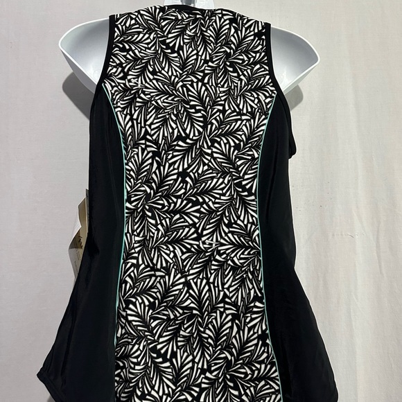 Fit 4 U Black and White Graphic Tank Top 12 - Picture 3 of 5